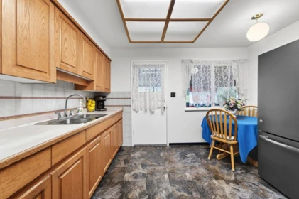 Kitchen Island Photo of 3833 Killarney Street, Port Coquitlam, BC