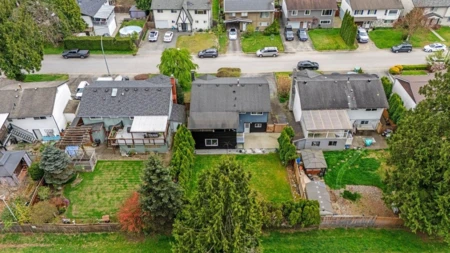 Outdoor Deck Photo of 3833 Killarney Street, Port Coquitlam, BC