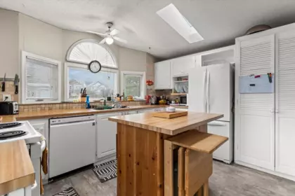 Breakfast Nook Photo of 22 44565 Monte Vista Drive, Chilliwack, BC