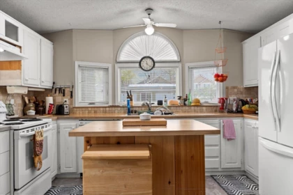 Pantry Photo of 22 44565 Monte Vista Drive, Chilliwack, BC