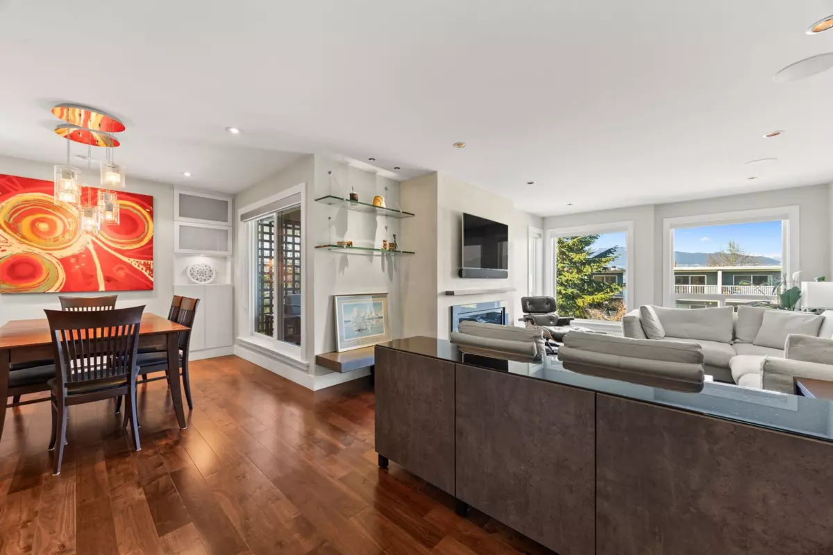 Family Room Photo of 202 2148 W 2nd Avenue, Vancouver, BC