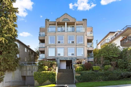 Hallway Photo of 202 2148 W 2nd Avenue, Vancouver, BC