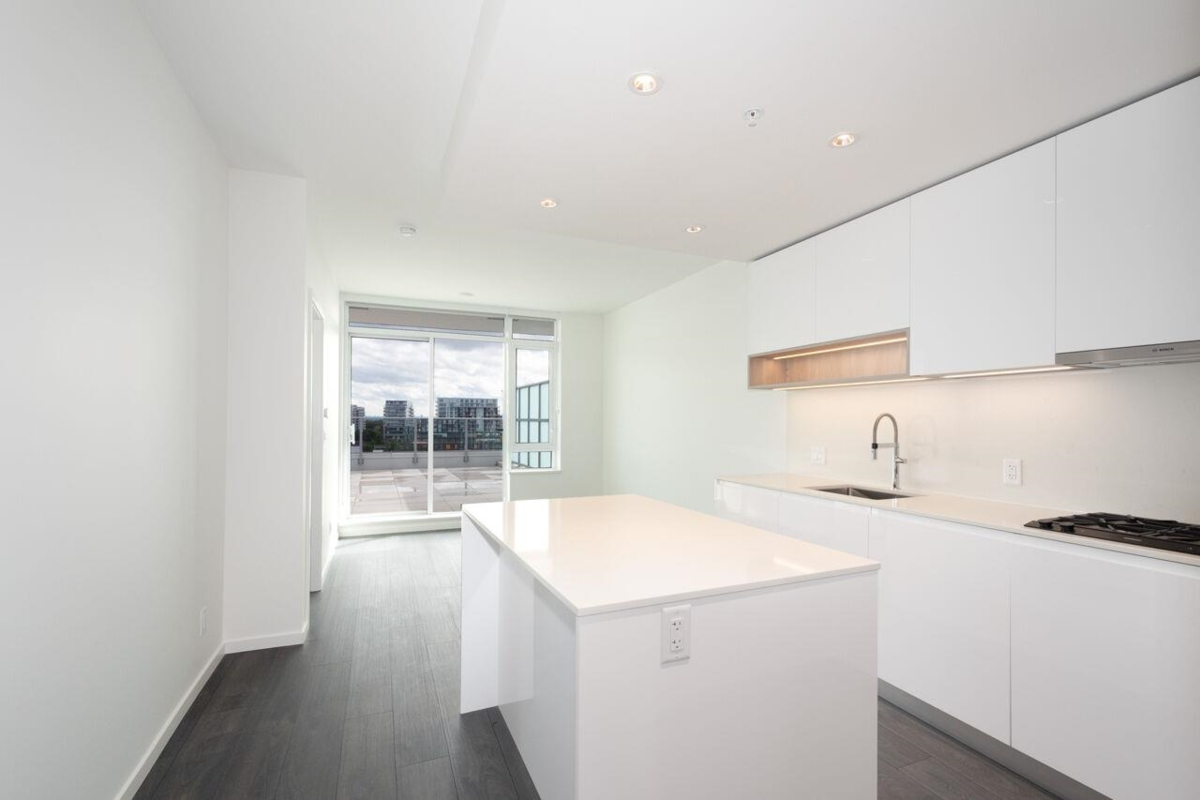 Living Room Photo of 1021 6600 Minoru Boulevard, Richmond, BC