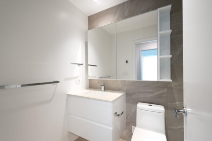 Entry Foyer Photo of 1021 6600 Minoru Boulevard, Richmond, BC