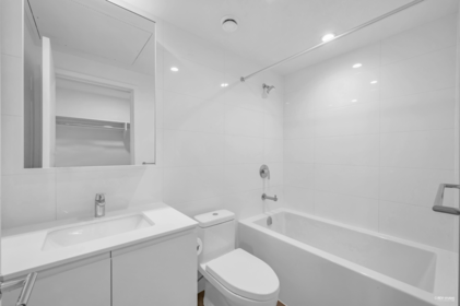 Hallway Photo of 516 3809 Evergreen Place, Burnaby, BC