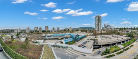 Hot Tub / Spa Photo of 516 3809 Evergreen Place, Burnaby, BC