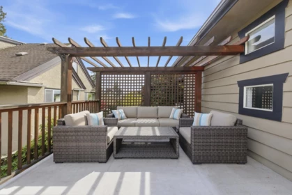 Hot Tub / Spa Photo of 424 E Keith Road, North Vancouver, BC
