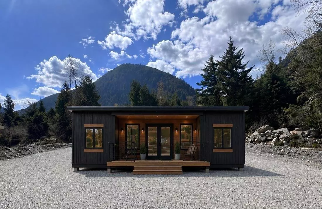 Dining Area Photo of SVE103 Old Hope Princeton Highway, Sunshine Valley, BC