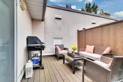 Powder Room Photo of 314 7151 121 Street, Surrey, BC