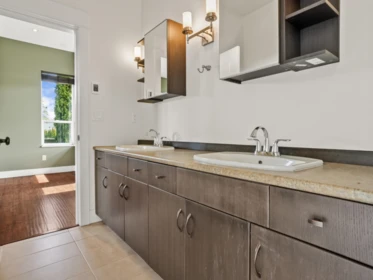 Laundry Room Photo of 26276 69 Avenue, Langley, BC
