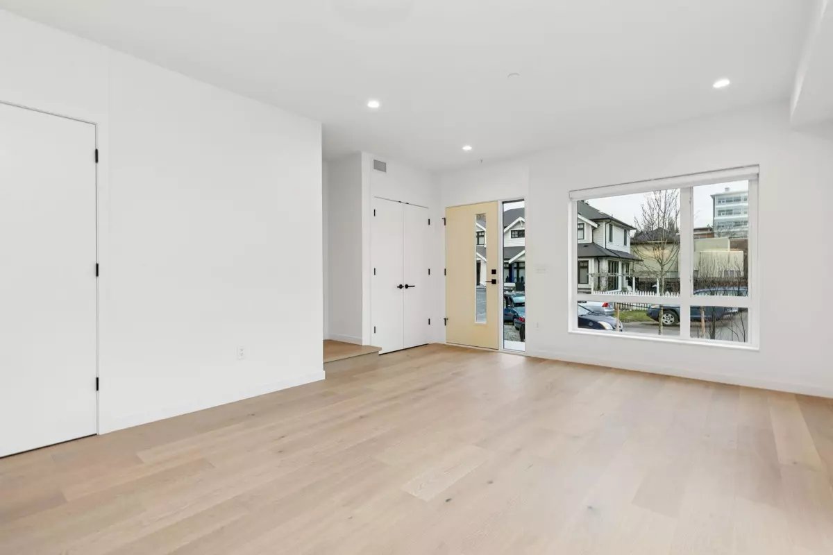 Dining Area Photo of 4817 Laurel Street, Vancouver, BC
