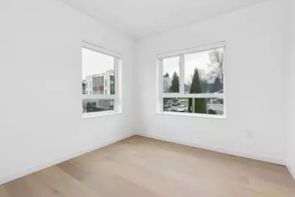 Powder Room Photo of 4817 Laurel Street, Vancouver, BC