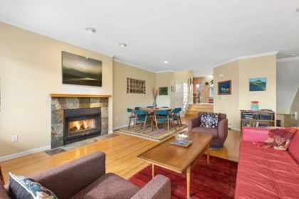 Pantry Photo of 2333 Bellevue Avenue, West Vancouver, BC