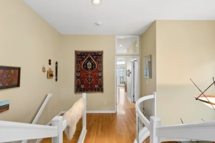 Powder Room Photo of 2333 Bellevue Avenue, West Vancouver, BC