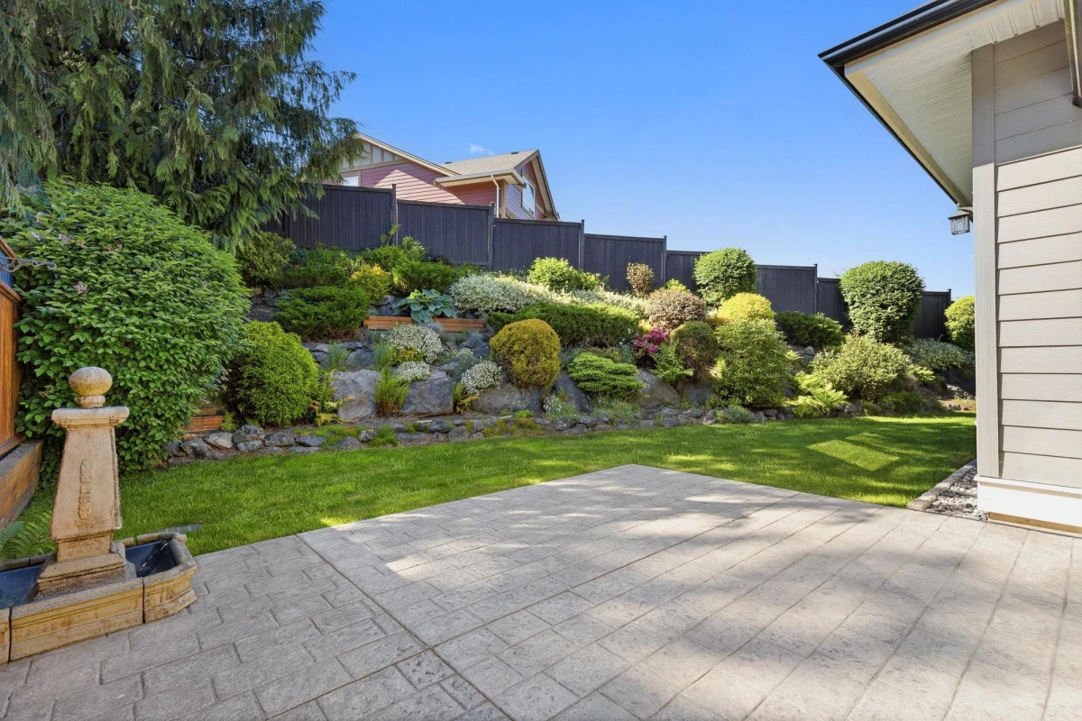 Family Room Photo of 1 45348 Magdalena Place, Cultus Lake, BC