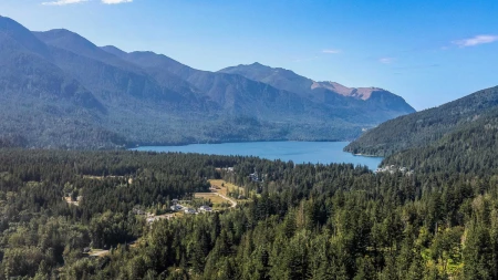 Kitchen Photo of 1 45348 Magdalena Place, Cultus Lake, BC