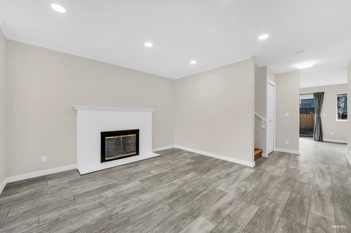 Dining Area Photo of 113 9561 207th Street, Langley, BC