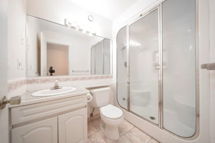 Hallway Photo of 2039 W 62 Avenue, Vancouver, BC
