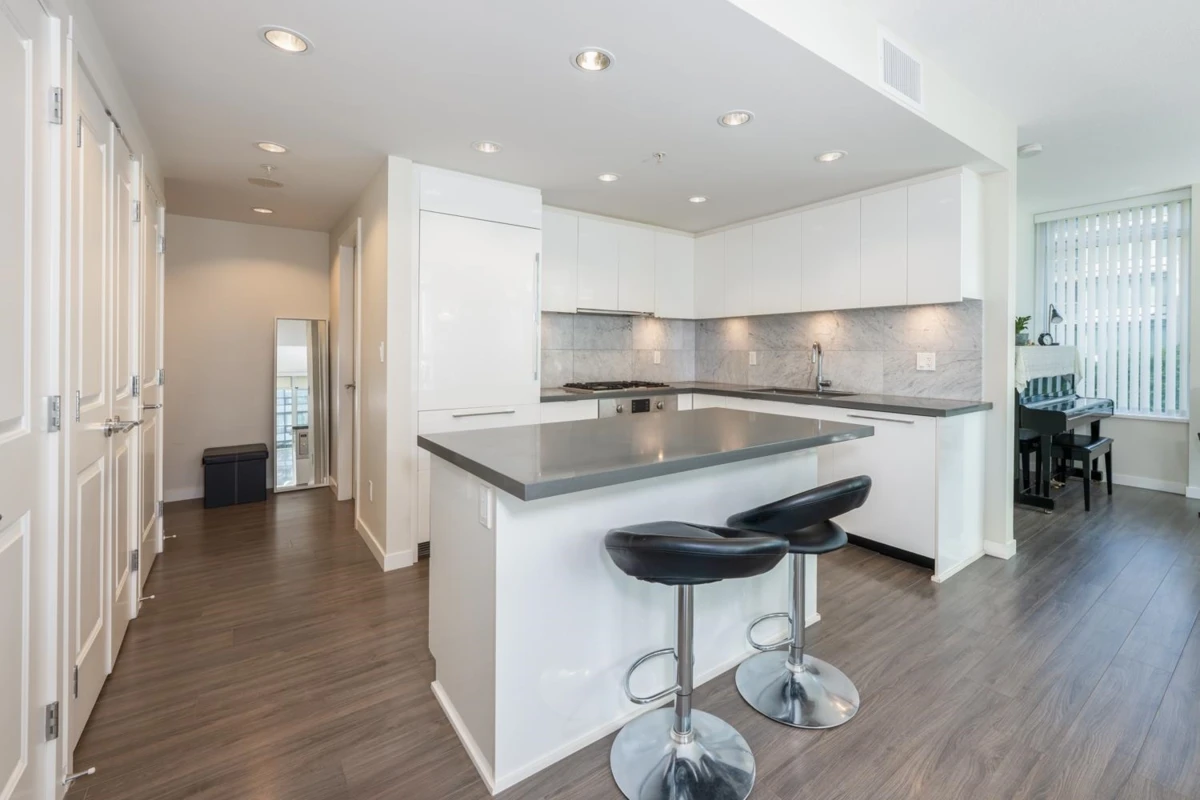 Dining Area Photo of 709 7368 Gollner Avenue, Richmond, BC