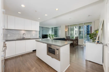 Kitchen Photo of 709 7368 Gollner Avenue, Richmond, BC
