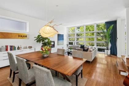 Breakfast Nook Photo of 626 E 22 Avenue, Vancouver, BC