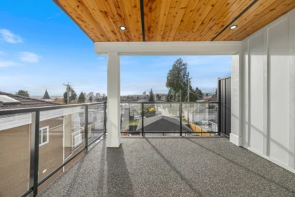 Entry Foyer Photo of 1 7361 Fraser Street, Vancouver, BC
