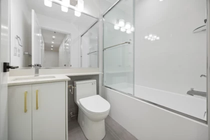 Swimming Pool Photo of 1 7361 Fraser Street, Vancouver, BC