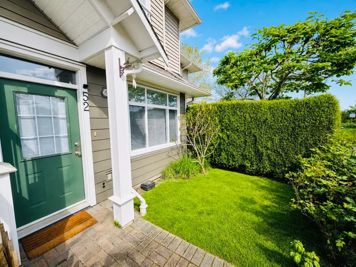 Exterior Rear Photo of 52 6300 London Road, Richmond, BC