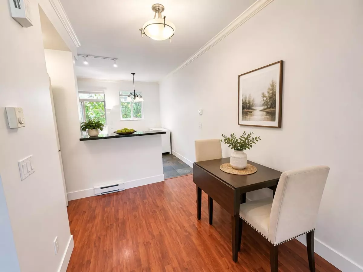 Family Room Photo of 52 6300 London Road, Richmond, BC