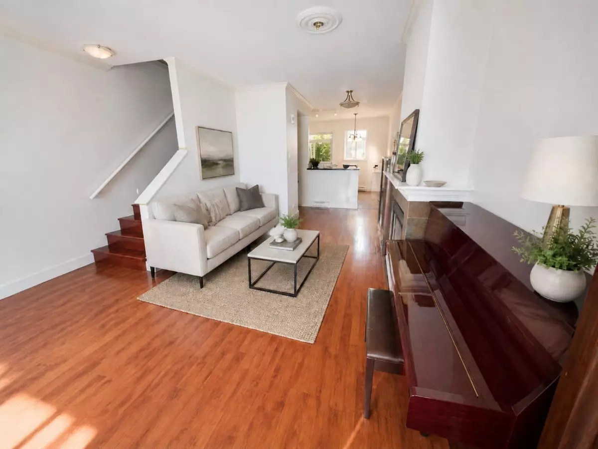 Living Room Photo of 52 6300 London Road, Richmond, BC