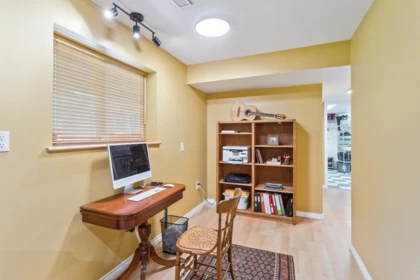 Hallway Photo of 1130 Tuxedo Drive, Port Moody, BC