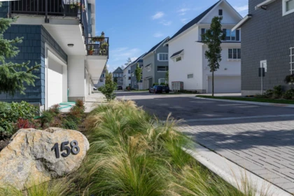 Front Yard Photo of 80 158 171 Street, Surrey, BC