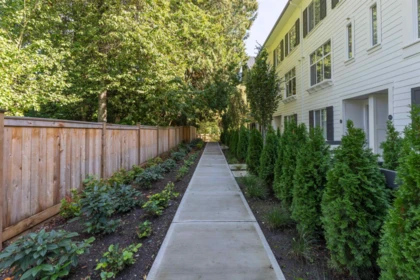 Garden / Landscaping Photo of 80 158 171 Street, Surrey, BC