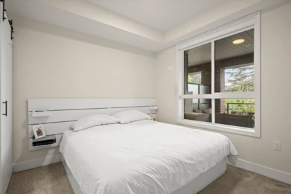 Basement Recreation Room Photo of 202 45511 Campus Drive, Chilliwack, BC