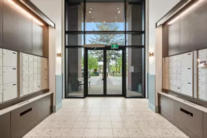 202 45511 Campus Drive, Chilliwack, BC, Chilliwack — Apartment/Condo for sale