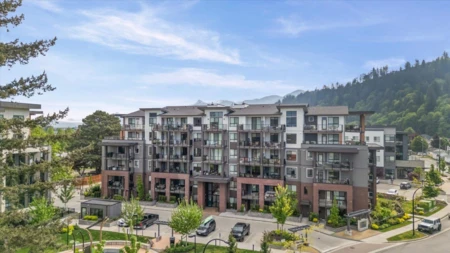 Outdoor Patio Photo of 202 45511 Campus Drive, Chilliwack, BC