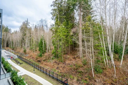 Front Yard Photo of 412 3596 Malsum Drive, North Vancouver, BC