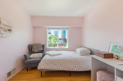 Bedroom 4 Photo of 4850 Highlawn Drive, Burnaby, BC