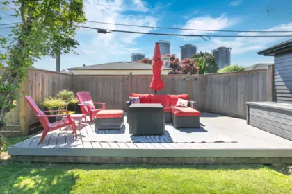 Front Yard Photo of 4850 Highlawn Drive, Burnaby, BC