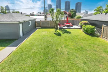 Swimming Pool Photo of 4850 Highlawn Drive, Burnaby, BC