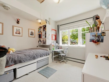 Powder Room Photo of 2607 E 5th Avenue, Vancouver, BC