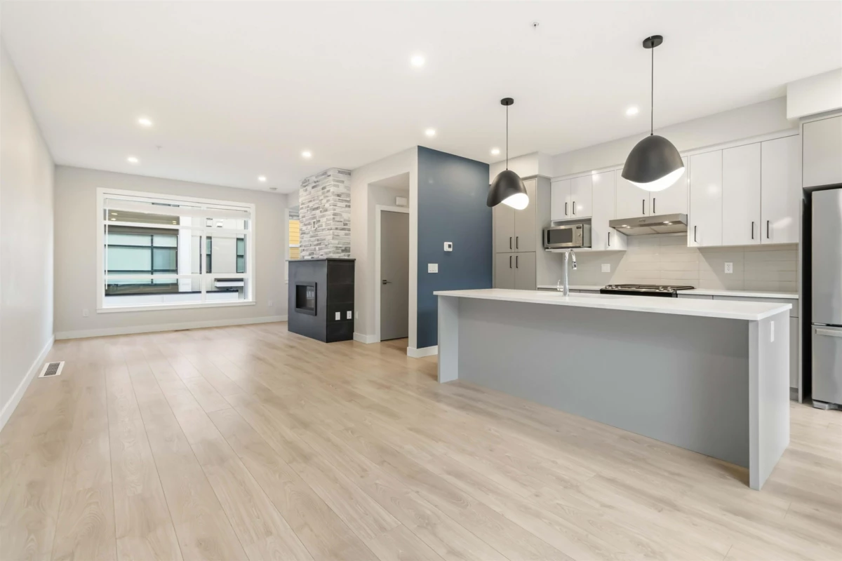 Dining Area Photo of 211 46150 Thomas Road, Chilliwack, BC