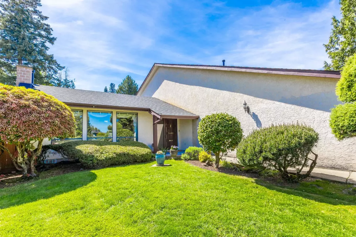 Living Room Photo of 5480 Wallace Avenue, Delta, BC