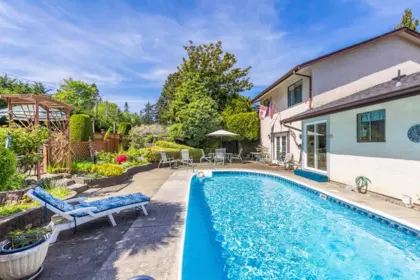 Garden / Landscaping Photo of 5480 Wallace Avenue, Delta, BC