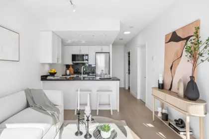 Kitchen Photo of 605 1708 Columbia Street, Vancouver, BC