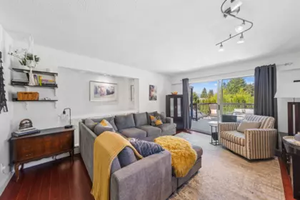 11730 97 Avenue, Surrey, BC, Surrey — Single Family Residence for sale