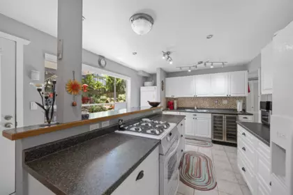 Office / Den Photo of 11730 97 Avenue, Surrey, BC