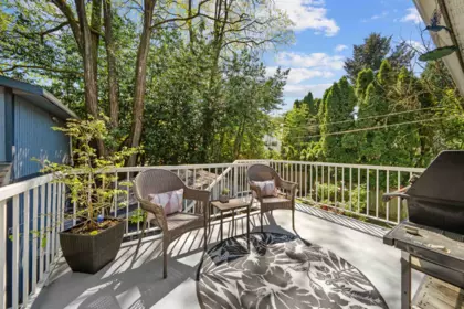 Swimming Pool Photo of 11730 97 Avenue, Surrey, BC