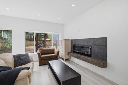 Breakfast Nook Photo of 14 W 14th Avenue, Vancouver, BC