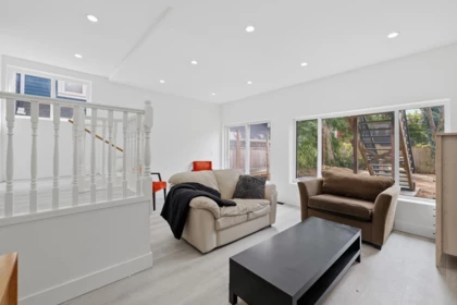 Primary Bedroom Photo of 14 W 14th Avenue, Vancouver, BC